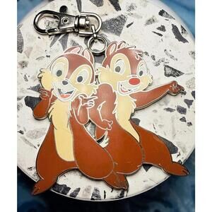 Disney World Chip 'n' Dale Official Pin Trading Lanyard Medal Keychain 2006